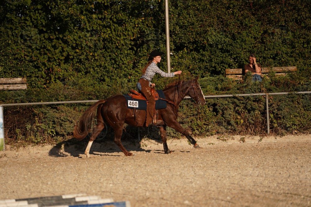 s_A_906807.JPG